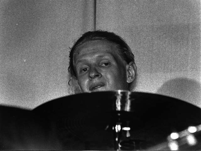 Alexander Polovinkin, drums